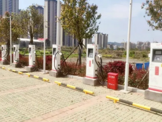 武夷新區(qū)73個(gè)充電樁投入試運(yùn)營(yíng)